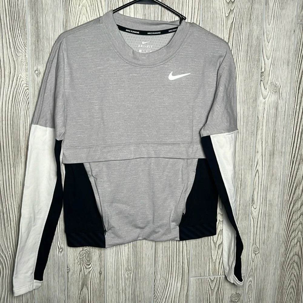 Nike sweater thumbs holes size xs